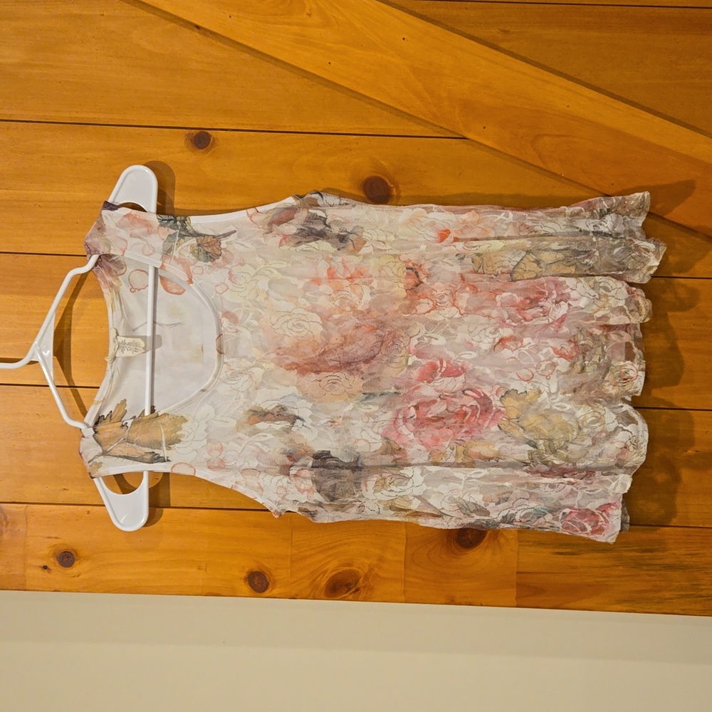 (#8) Flowered top